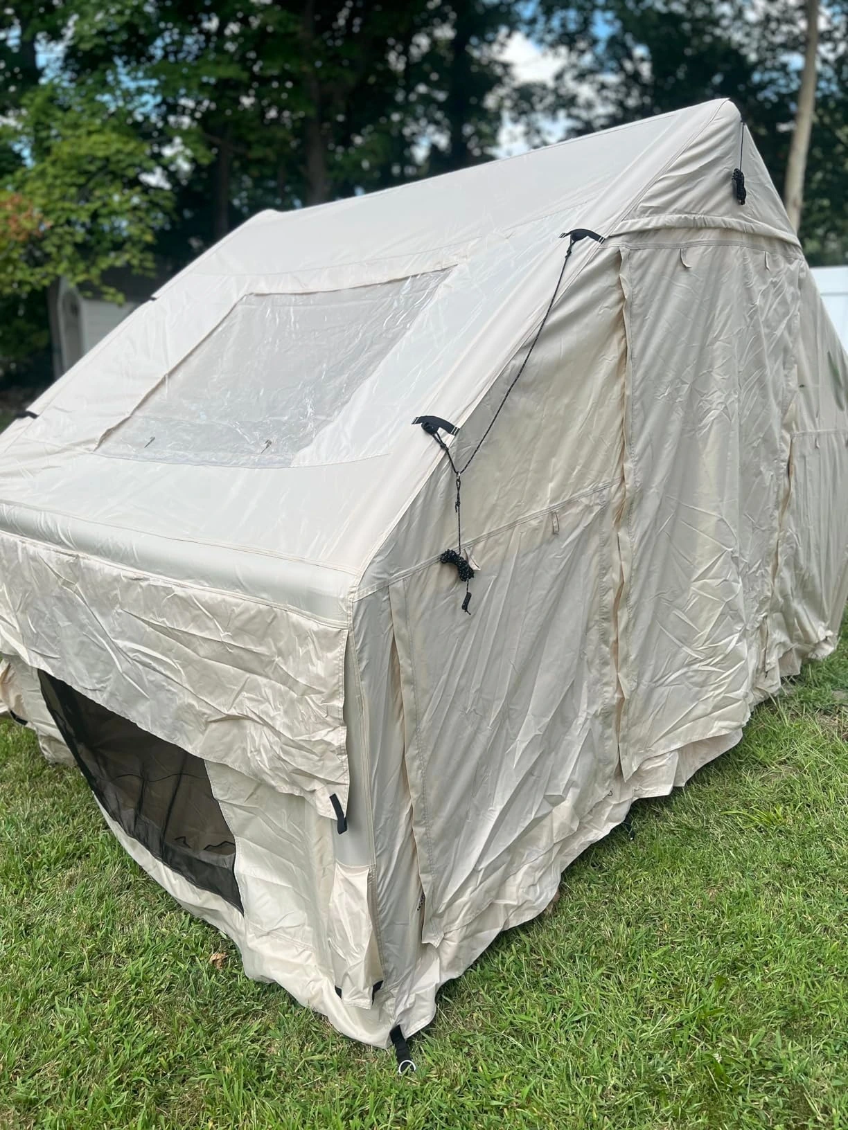 Customer review photo of inflatable tent interior
